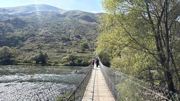 KHERTVIS CASTLE BRIDGE