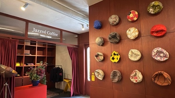 jazzve j space cafe