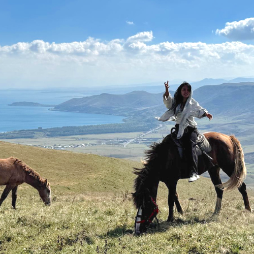 armenia-yerivar HORSE RIDING